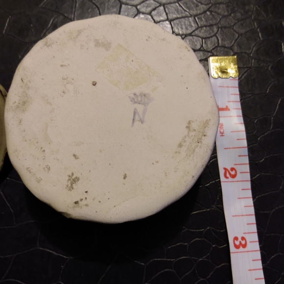 Small Ceramic trinket box - Picture 4 of 4